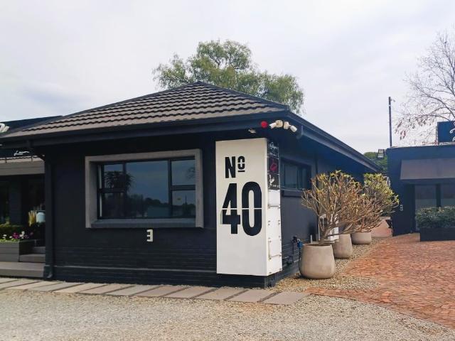 Commercial Property in Rynfield To Rent