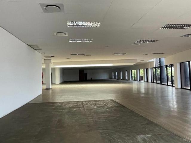 Commercial Property in Rivonia To Rent