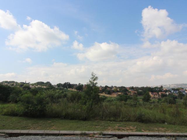Commercial Property in Strubensvallei For Sale