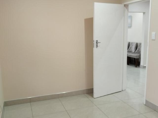 Commercial Property in Table View To Rent