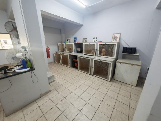 Commercial Property in Uvongo Beach For Sale
