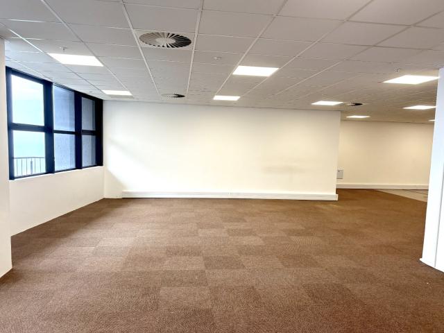 Commercial Property in Umhlanga Ridge To Rent