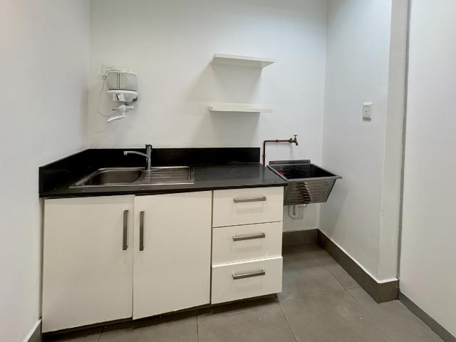 Commercial Property in Umhlanga Ridgeside To Rent