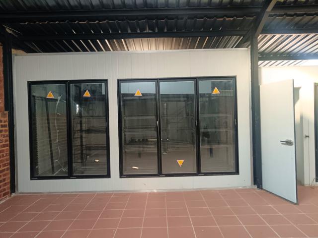 Commercial Property in Vosloorus South To Rent