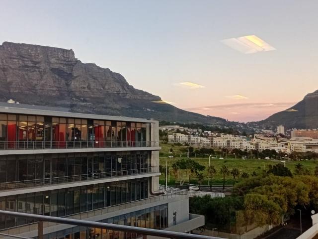 Commercial Property in Zonnebloem To Rent