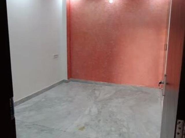 Commercial Shop 240 Sq.Ft. In Vikas Puri Delhi Listing ID: #9947