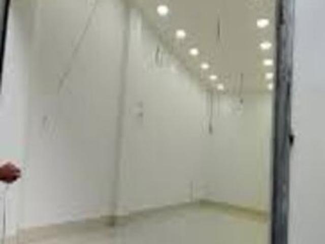 Commercial Shop 350 Sq.Ft. In Esplanade Kolkata Listing ID: #10371