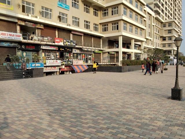 Commercial Shop 500 Sq.Ft. In Zeta I Greater Noida Listing ID: #9604