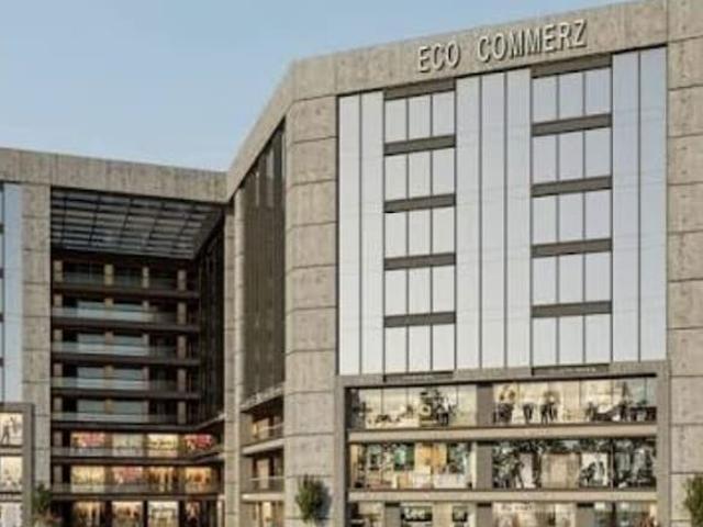 Commercial Shop 575 Sq.Ft. In Vesu Surat Listing ID: #10359