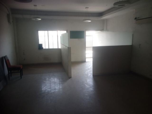 Commercial Shop 805 Sq.Ft. In Tandalja Vadodara Listing ID: #10361