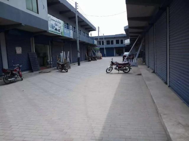Commercial shop Multan ID 04227