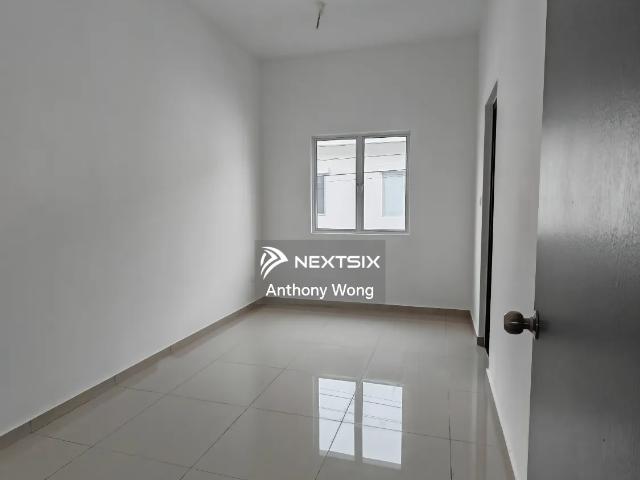 Commercial shoplot 3 storey oasis 2
