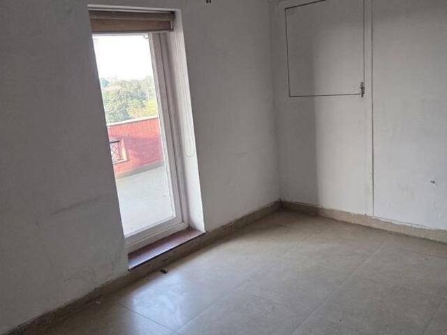 Commercial Showroom 1600 Sq.Ft. In Khel Gaon Delhi Listing ID: #10232