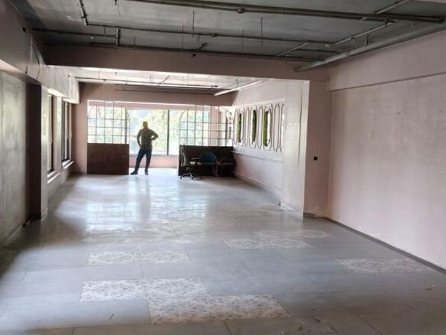 Commercial Showroom 2973 Sq.Ft. In Sola Ahmedabad Listing ID: #10318