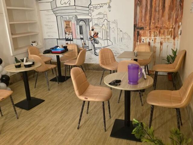 Commercial Showroom 2000 Sq.Ft. In Park Street Kolkata Listing ID: #10157