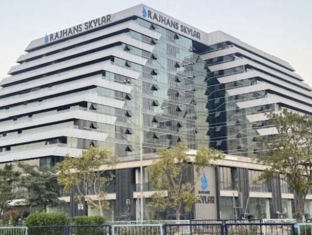 Commercial Showroom 6000 Sq.Ft. In Piplod Surat Listing ID: #10337