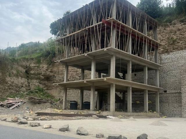 Commercial Showroom 6000 Sq.Ft. In Rohru Shimla Listing ID: #9795