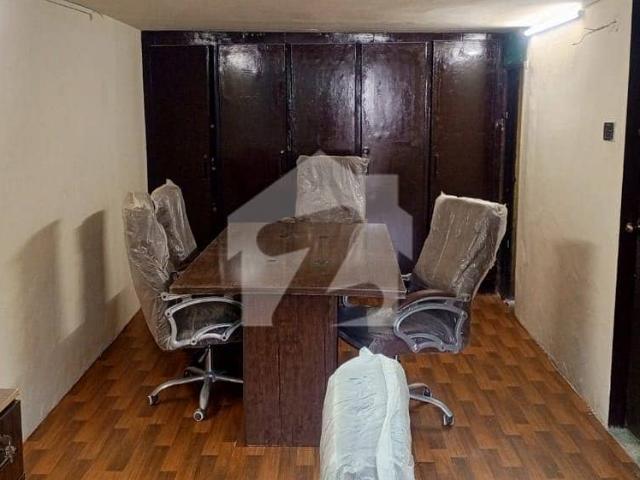 Commercial single story independent bungalow available for rent gulshan block 5