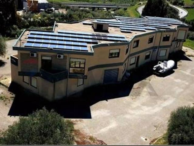 Commerciale Altro in vendita a Caltanissetta, Periferia
