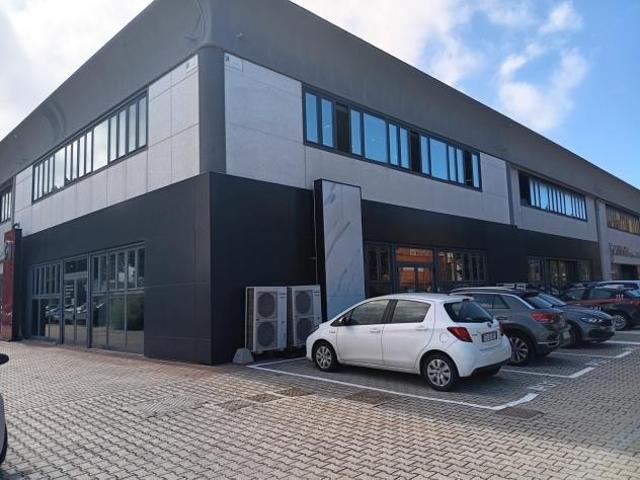 Commerciale in affitto a Livorno