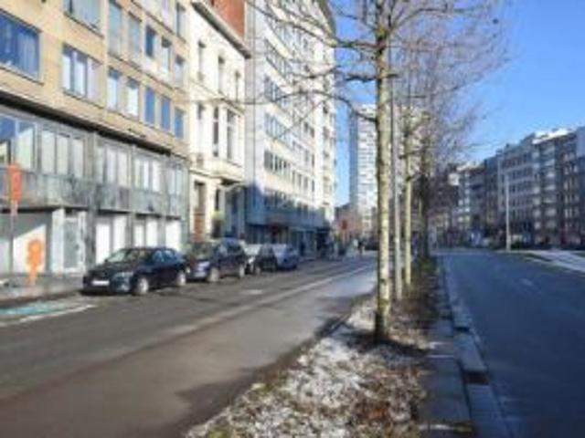 COMMERCIEEL GELIJKVLOERS