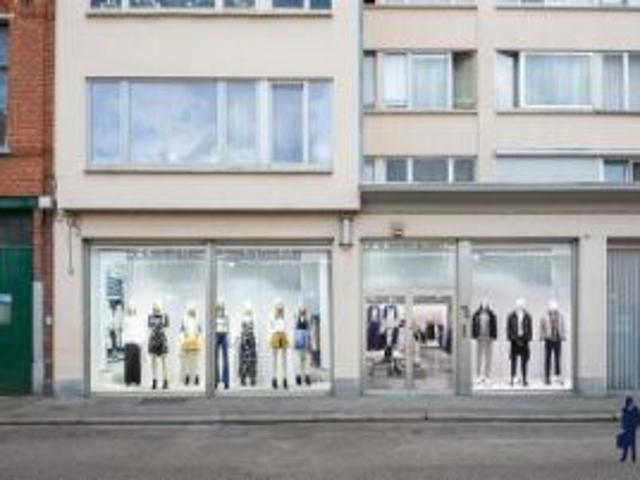 Commercieel gelijkvloers van ca. 280m² te Antwerpen!