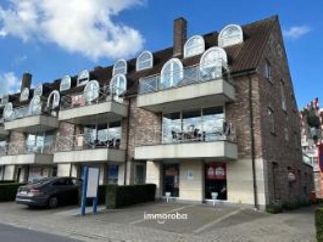 Commerciële kantoor of winkelruimte TE KOOP centrum Warege