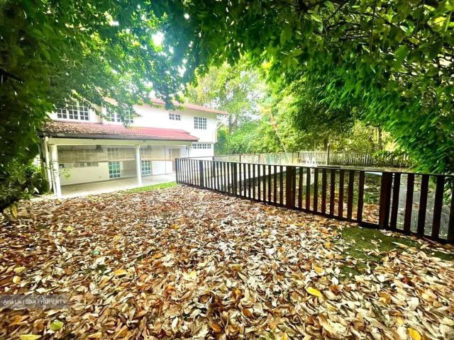 Commonwealth Avenue West D5, Detached