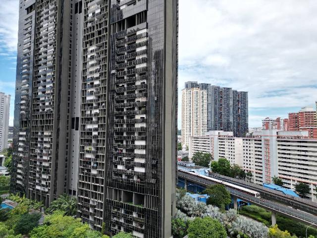 Commonwealth Towers Condominium For Rent, $3,900, 1 Bed 1 Bath 474 sqft $8.23 psf
