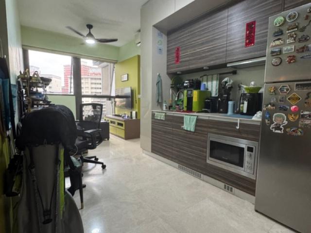 Commonwealth Towers Condominium For Sale, $958,000, 1 Bed 1 Bath 441 sqft $2,172.00 psf