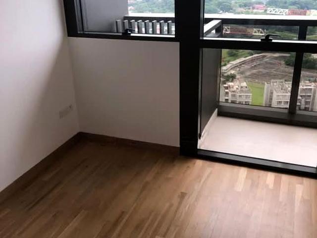 Commonwealth Towers D3, Condominium