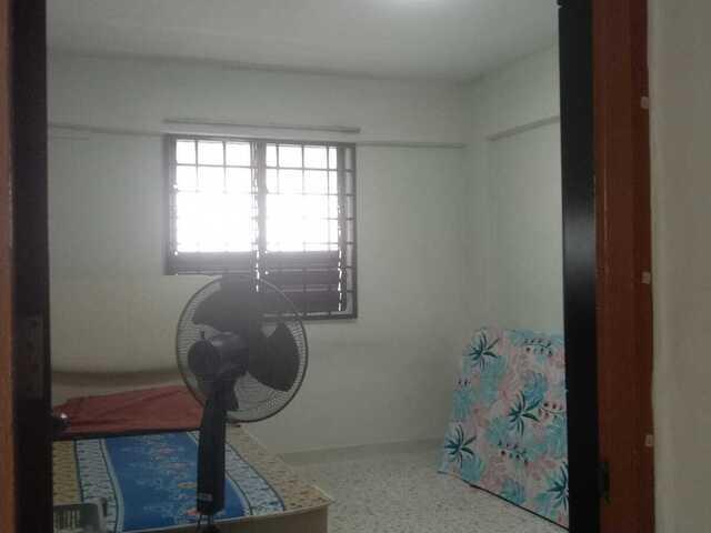Common sharing roomal at Bedok immediately