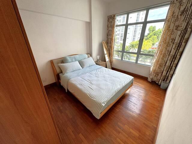 Common Room, 5 min walk to Tanjong Katong MRT