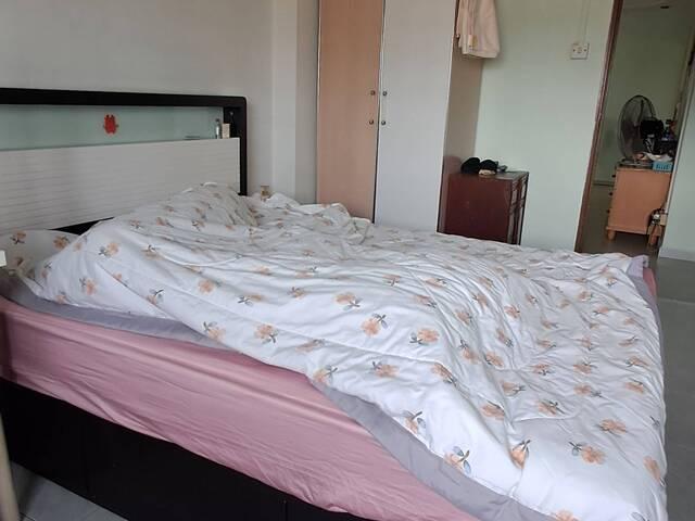 Common Room $700 without Aircon. With aircond $800 $900