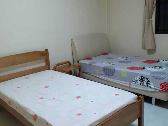 Common Room @ Tampines Ave 8 BLK 893A!NO AGENT FEES!