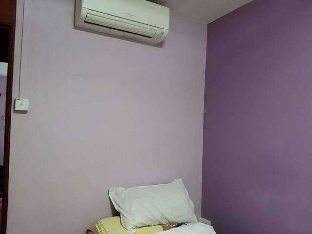 Common Room @ West Coast Drive BLK 510! Single female owner!