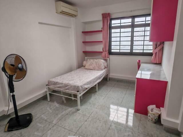 COMMON ROOM AIRCON FOR RENT