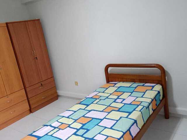 Common Room @ Anchorvale Drive BLK 319A! NO AGENT FEES!