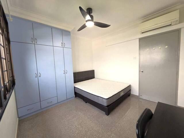 Common room at 4Blk 436A Bukit Batok West Avenue 5, Female Only NO AGENT FEE