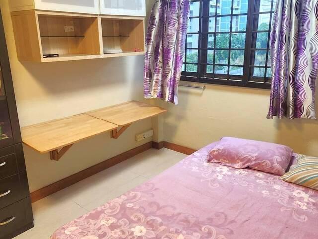 Common room at 547 Bedok North Street 3. No Agent Fee