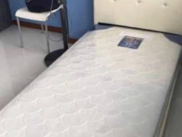 Common room at 674b yishun avenue 4 for rent! Aircon wifi!