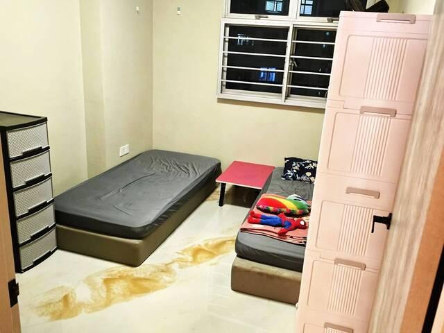 Common room at 815C Choa Chu Kang Avenue 7, no agent fee