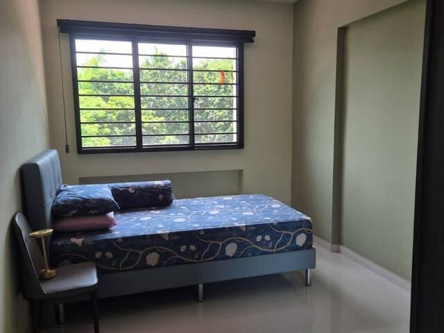 Common room at 978c buangkok crescent for rent! Aircon wifi!