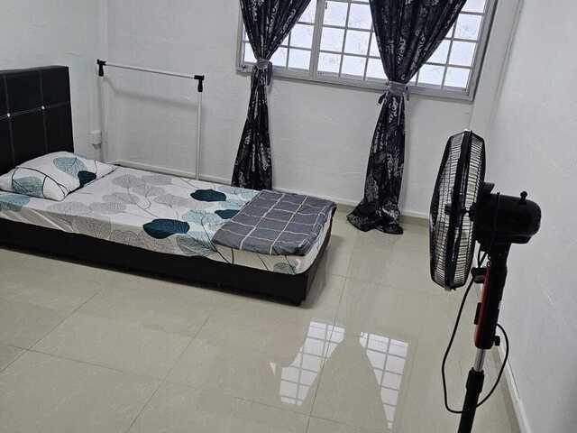 Common room at 111 Serangoon North Avenue 1. No Agent Fee