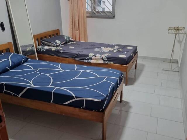 Common room at 130 marsiling rise for rent! Wifi available!