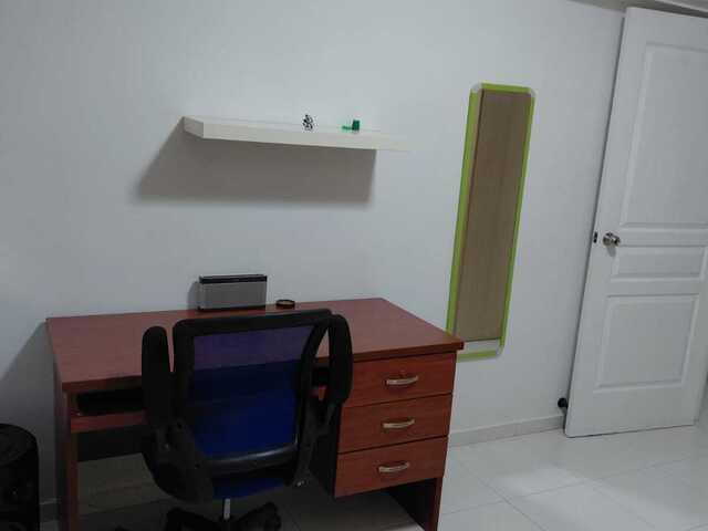 Common Room at 144 Potong Pasir Avenue 2. Near MRT. 1 PAX