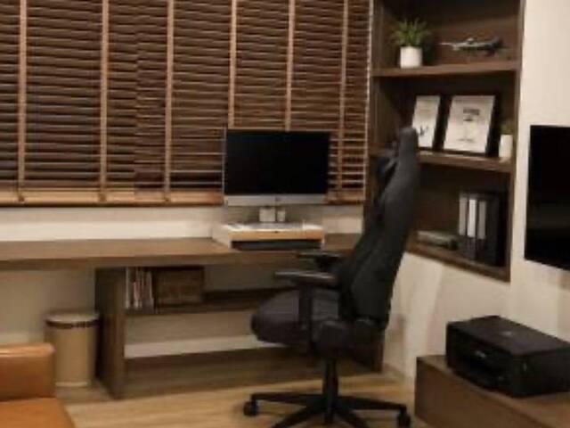 Common room at 148 Mei Ling street for rent! Aircon wifi!