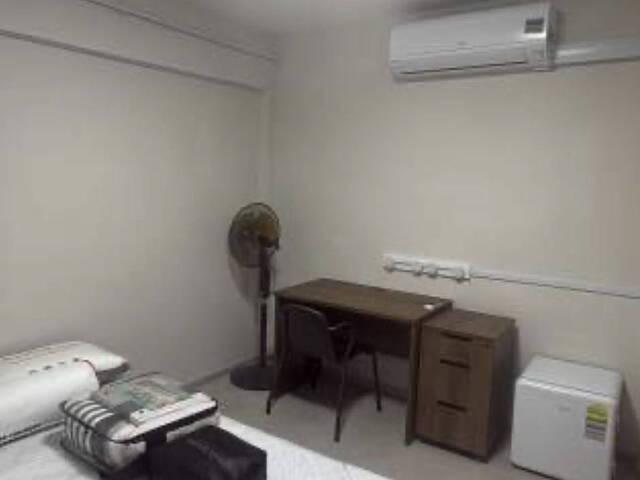 Common room at 202 marsiling drive for rent! Aircon wifi!