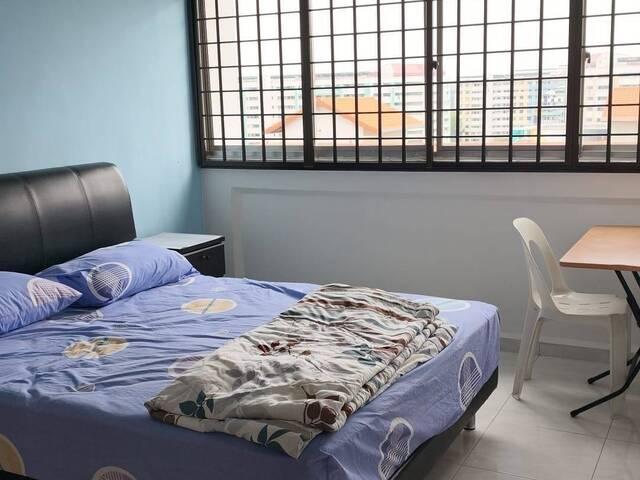 Common room at 236 tampines street 21 for rent! Aircon wifi!