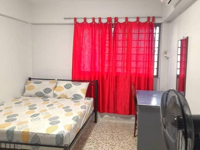 Common room at Blk 122 Paya Lebar Way. Single Pax Only NO AGENT FEE